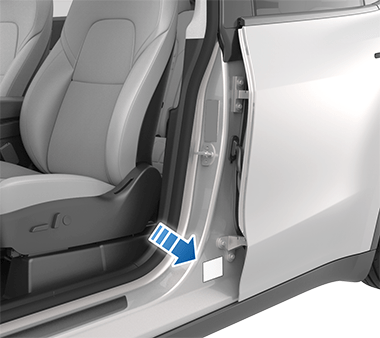 Arrow pointing to the label on the door pillar.