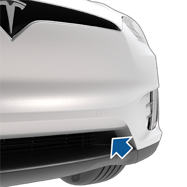 箭头指示车辆牵引环盖。