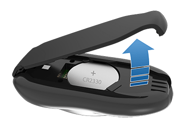 箭头指示如何打开遥控钥匙上的电池盒